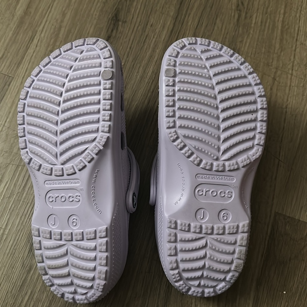 🚨Crocs FOR SALE ‼️‼️ - Picture 2 of 4
